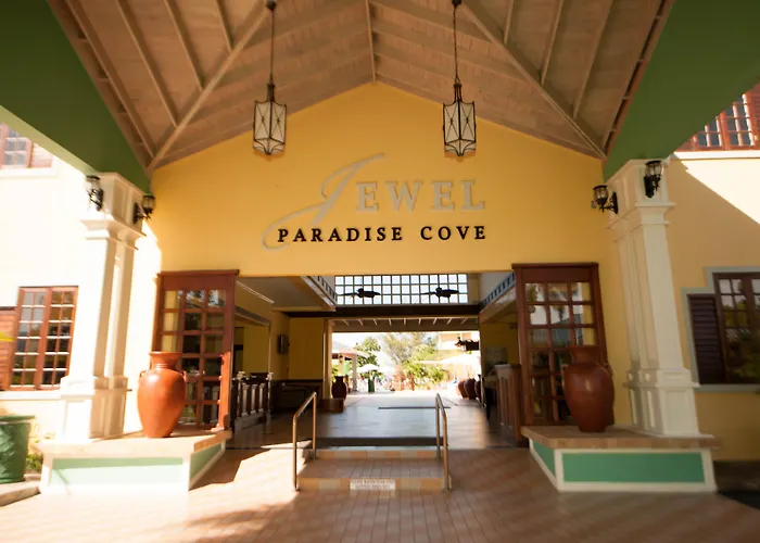 Resort Jewel Paradise Cove Adult & Runaway Bay