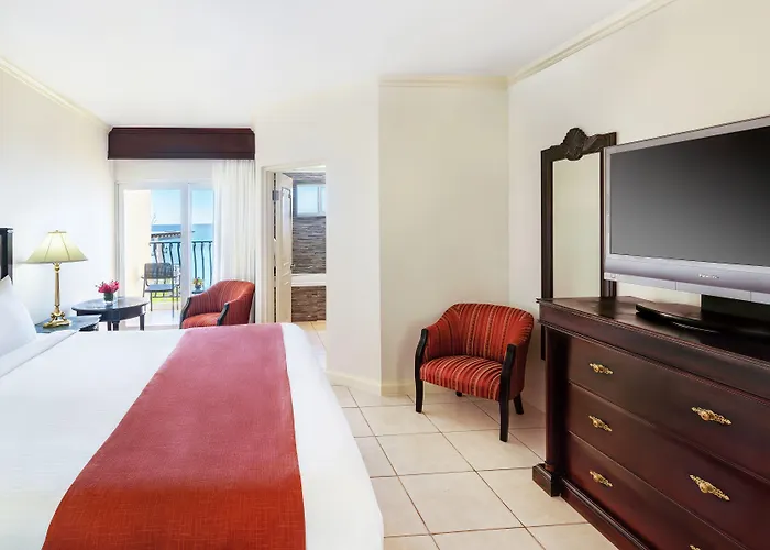 Resort Jewel Paradise Cove Adult &