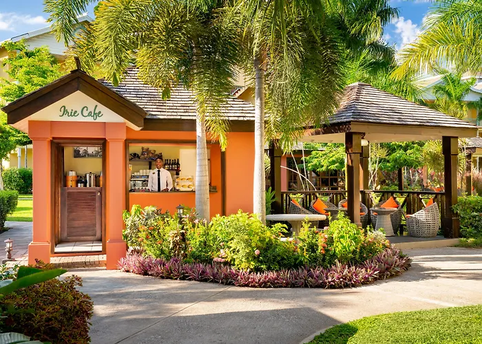 Jewel Paradise Cove Adult & Resort